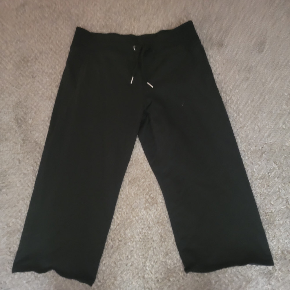 Calvin Klein Black Capri Sweatpants